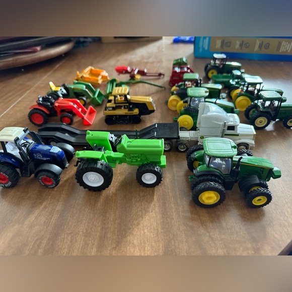 Set of 20 tractors and equipment - Picture 2 of 9